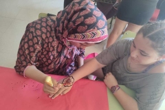 Taller-de-henna-Susana-Balsalobre-Ayuda