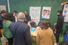 El Alcalde de Zuera visita el stand